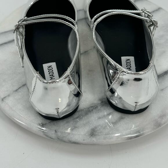 NWOB Steve Madden Silver Alisah Ballet Flats - Picture 6 of 8